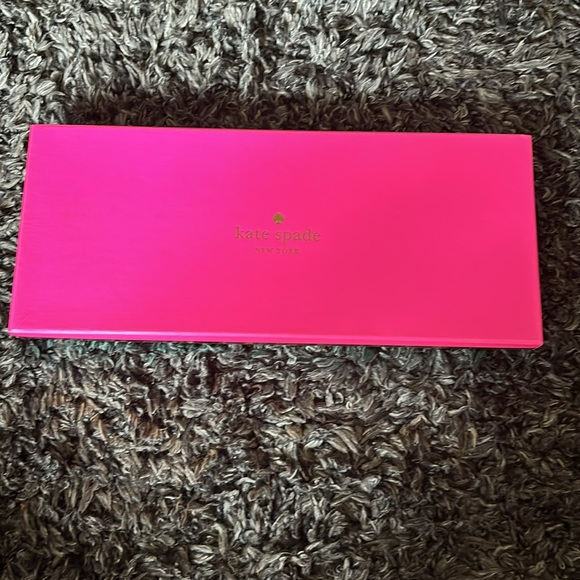 Kate Spade Watch - Picture 4 of 4